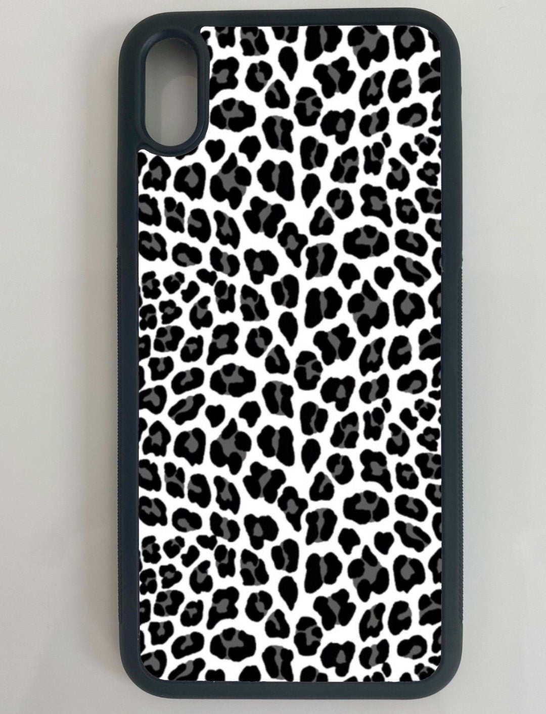 snow leopard phone case